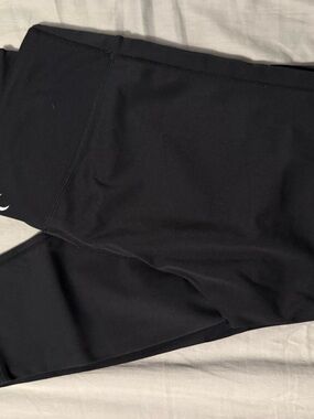 ZYIA Black Slash Leggings - Stretch Performance Bottoms